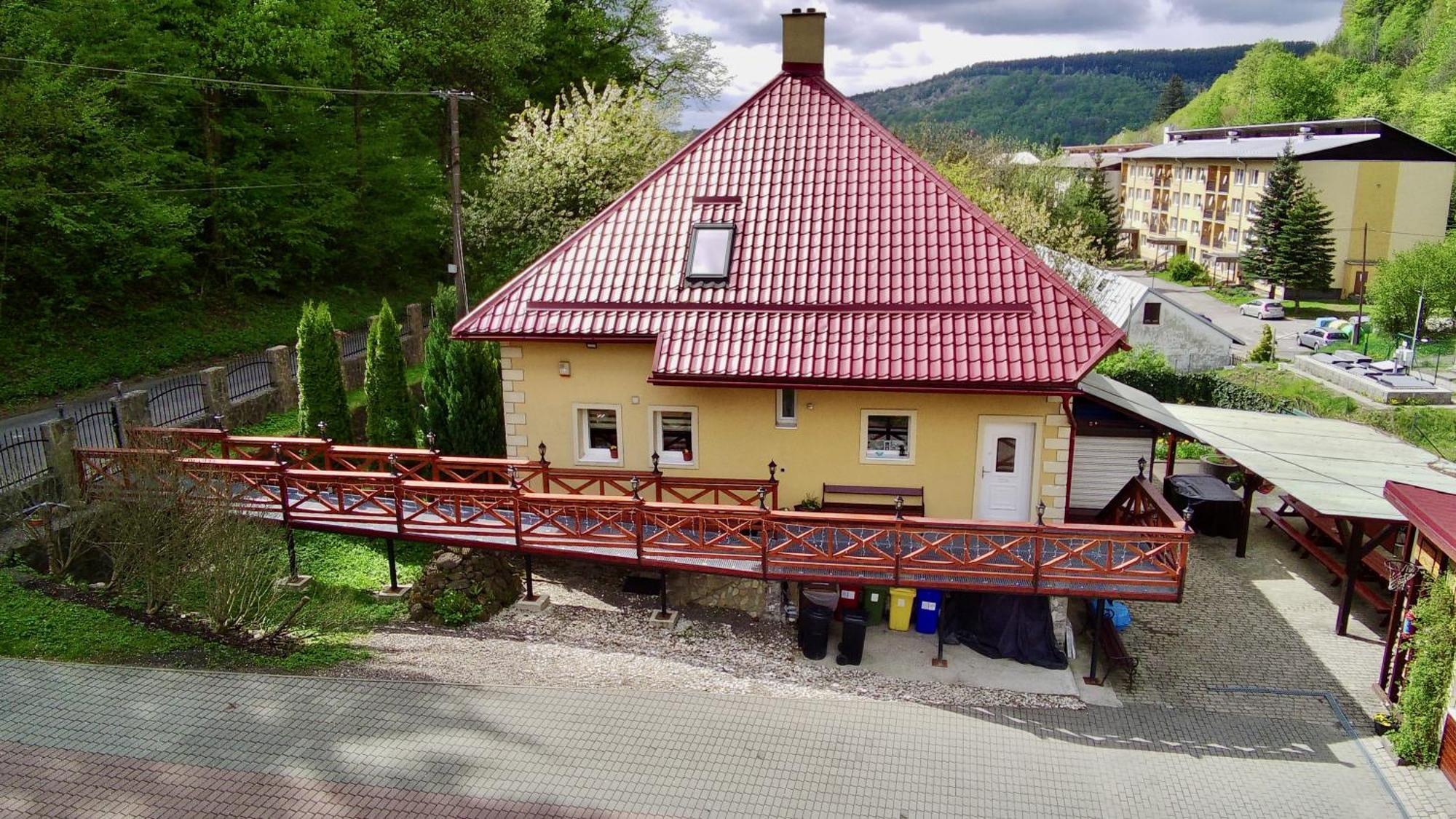 Privát Adriana Apartment Kremnica Exterior foto